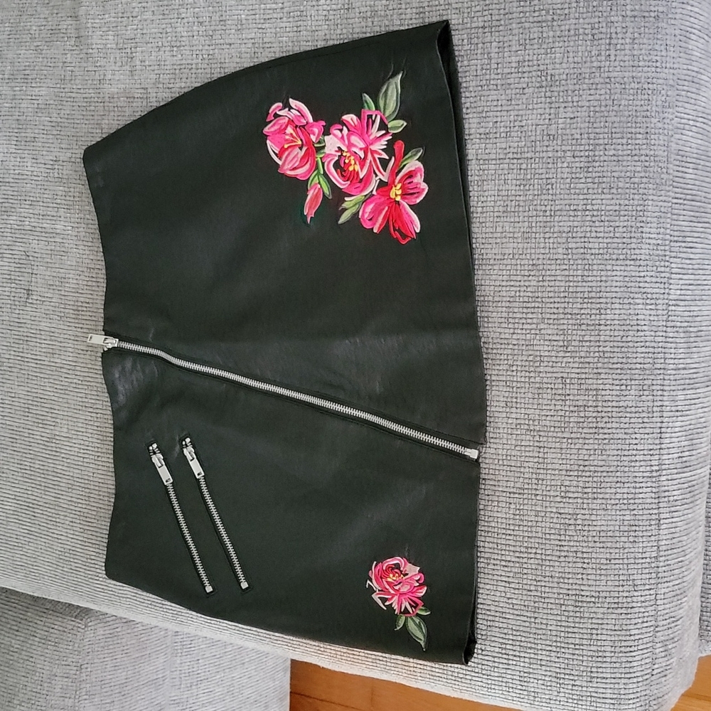 H&M FAUX LEATHER MINI